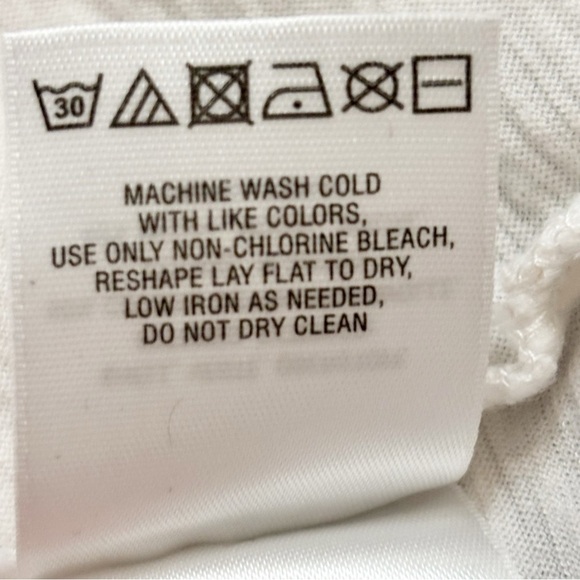 ANTHROPOLOGIE POSTMARK Women’s Ivory Yellow Embroidered Pocket Tee Moth Size S - Picture 10 of 10